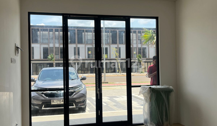 Brand New Ruko for Rent in Park Serpong, 3 Floors Ready for Business 2