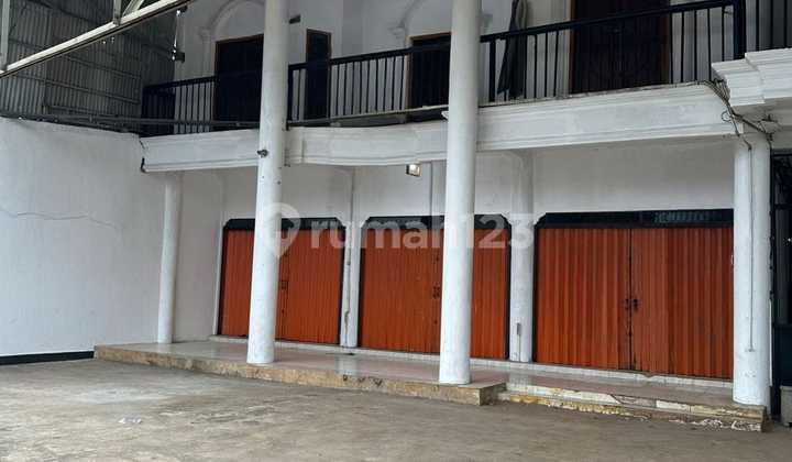 For Rent, 3 Connected Shophouses in Pondok Kacang, Pondok Aren, South Tangerang For Rent, 3 Connected Shophouses in Pondok Kacang, Pondok Aren, South Tangerang