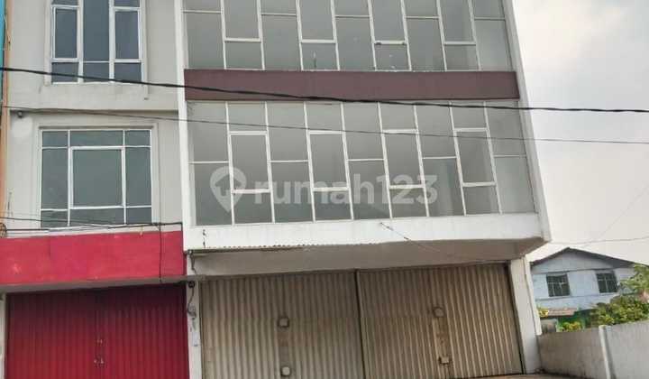 Di Sewakan Ruko 3 1/2 Lantai Di Kawasan Strategis Di Tangerang