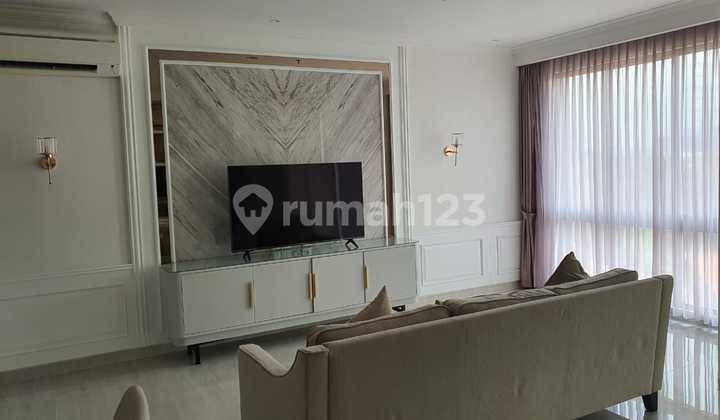Di Sewakan Apartemen Llyod Full Furnished di Alam Sutera Serpong Tangerang Selatan