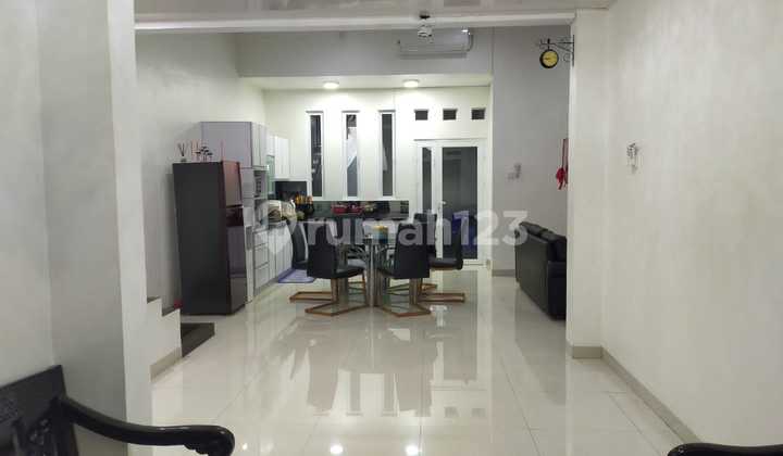 Rumah 2 Lantai Mewah Di Bumiagara – Harga 1,5m Saja!  2