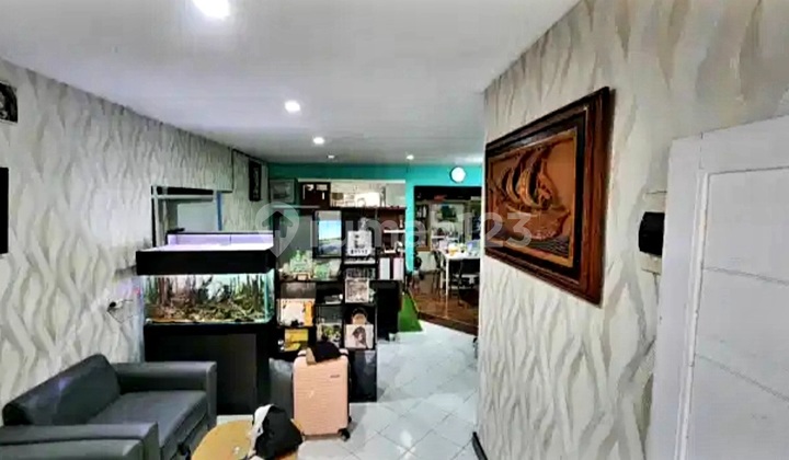 For Sale Well-Maintained Minimalist House Ready to Occupy in Mercuri Margahayu 2