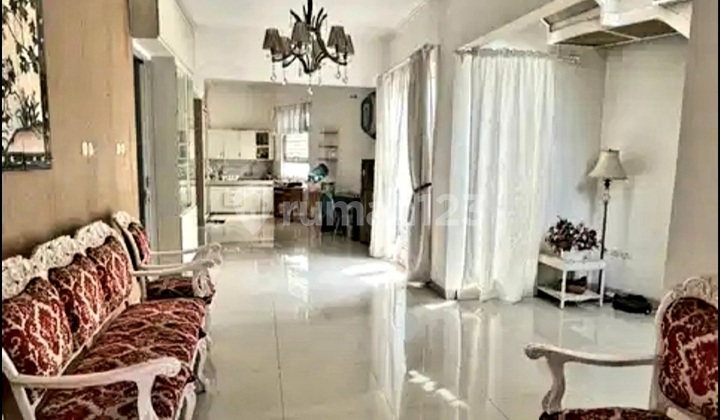 Dijual Cepat Rumah Siap Huni Strategis di Cigadung Greenland