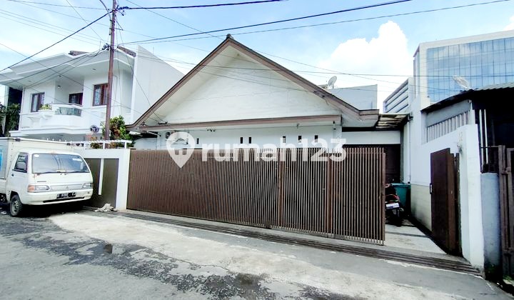 Rumah Strategis Untuk Hunian Ataupun Usaha Di Area Pasirkaliki