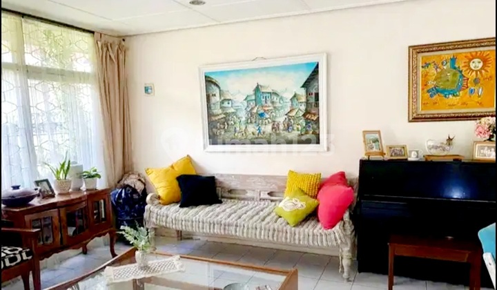 Well-Maintained House in Strategic Campus Area, Sangkuriang Dago Coblong Well-Maintained House in Strategic Campus Area, Sangkuriang Dago Coblong