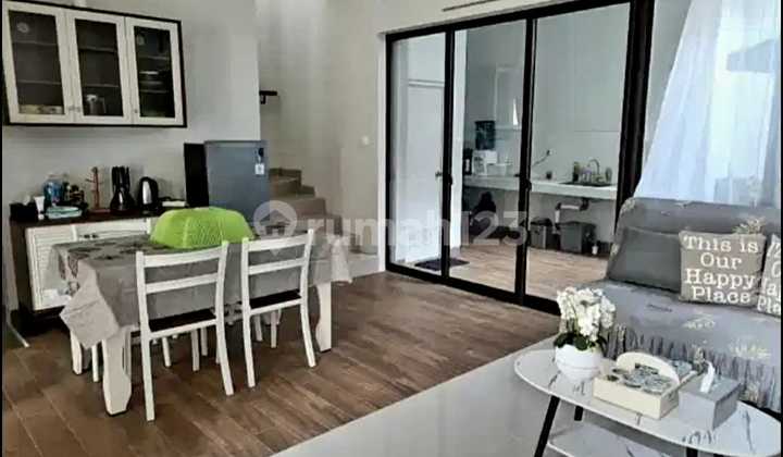 Rumah Minimalis Furnished Siap Huni di Cluster Flora Summarecon Rumah Minimalis Furnished Siap Huni di Cluster Flora Summarecon