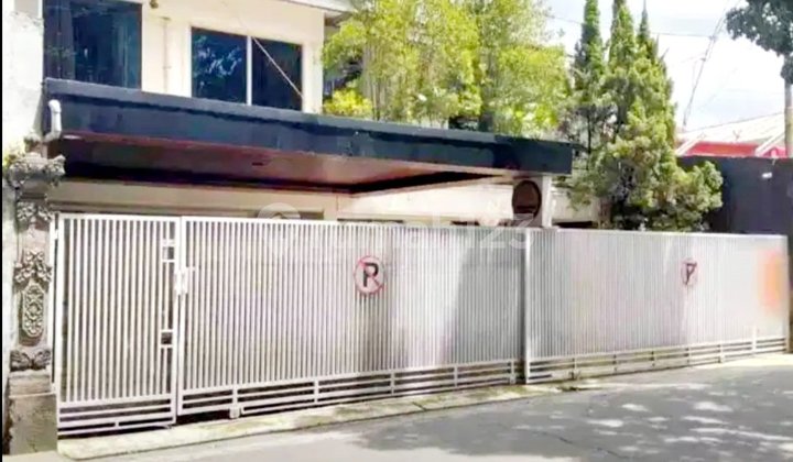 Rumah Siap Huni, Swimming Pool Strategis Sayap Suci Supratman Rumah Siap Huni, Swimming Pool Strategis Sayap Suci Supratman