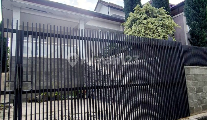 Rumah Minimalis Siap Huni Taman Luas Sejuk di Gegerkalong Permai 2