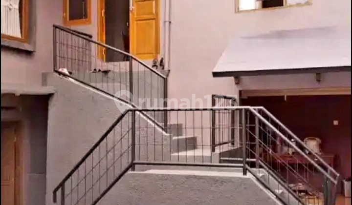 Dijual Rumah Villa Siap Huni Strategis di Bojong Koneng Cikutra Dijual Rumah Villa Siap Huni Strategis di Bojong Koneng Cikutra