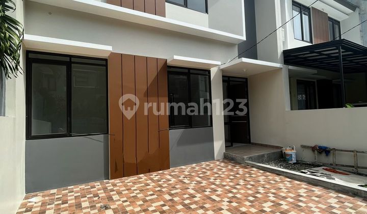 Rumah Baru Minimalis Siap Huni Strategis di Cluster Antapani