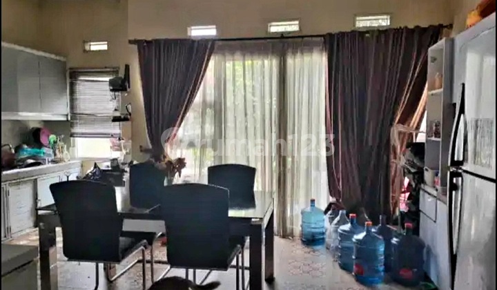 For Sale Well-Maintained Minimalist House Ready to Occupy in The Mansion Antapani 2