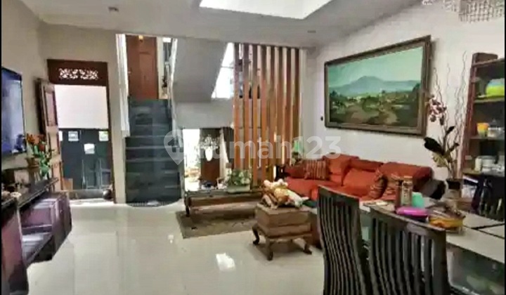 Dijual Rumah Terawat Furnished Siap Huni Di Tanjungsari Antapani 2