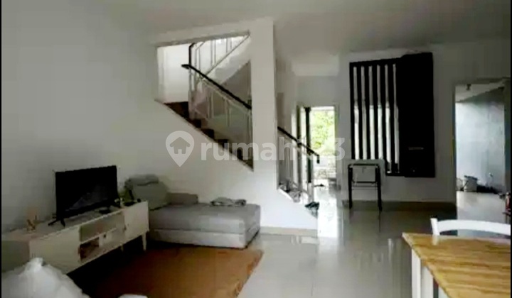 Disewakan Furnished Rumah Minimalis Siap Huni di Komplek Cigadung 2