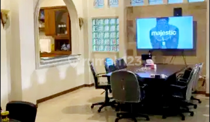 Sell Ready-to-Occupy House Suitable for Office Residence in Citra Antapani 2