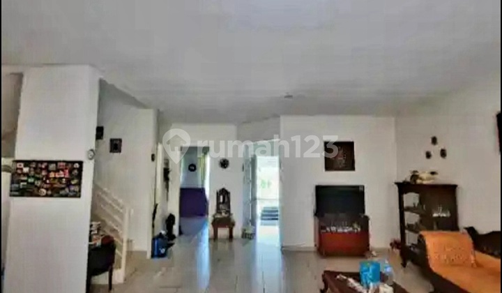 Selling Minimalist House with Bandung View Strategically Located in Gegerkalong Permai 2