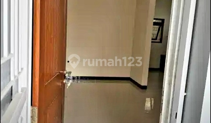 Minimalist House Can Be Used for Office in Propelat Margahayu Ciwastra 2