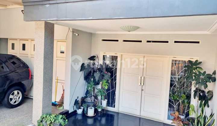 Dijual Rumah Dibawah Harga Pasar Terawat Siap Huni Area Turangga 2