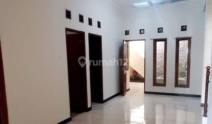 Disewakan Rumah Terawat Siap Huni Di Area Batu Indah Batununggal 2