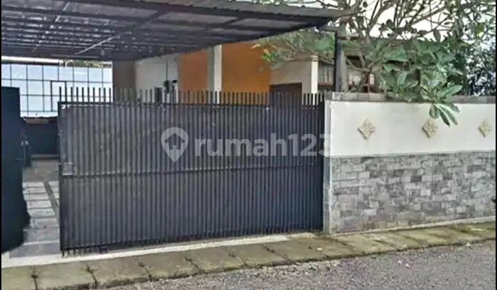 Well-Maintained, Ready-to-Occupy House in a Strategic Location at Cipaku Indah Setiabudi