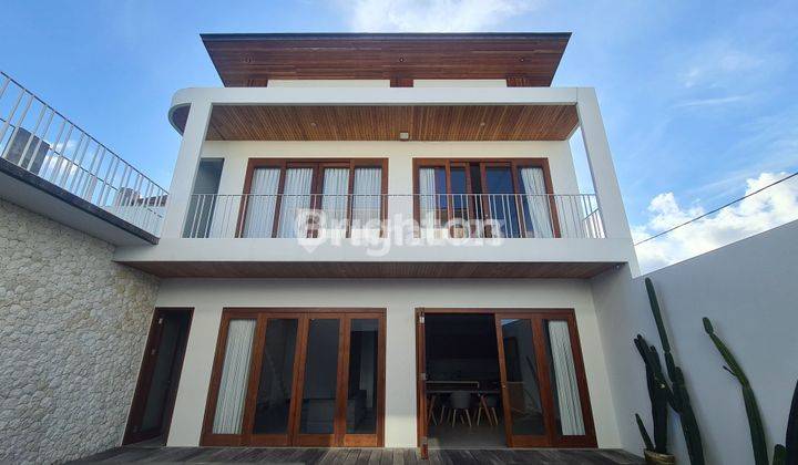 RUMAH BARU 2 LT DISEWAKAN TAHUNAN 1