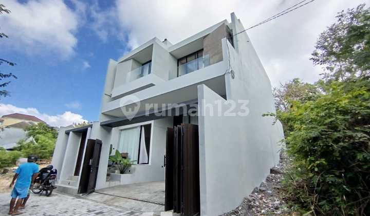 VILLA BARU DI ULUWATU – PANORAMA SAMUDRA DARI ATAP, LOKASI TENANG DAN TEDUH DI UNGASAN, DENGAN PERABOTAN TERBAIK