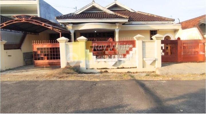 For rent, Pahoman house in Bandar Lampung, 3 years only 235 million, still negotiable.