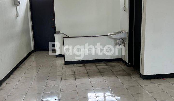 RUKO 3 LANTAI DI RENON. DENPASAR 2