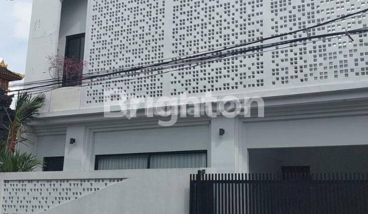 Sewa Villa Eksklusif 