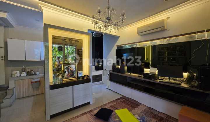For Sale 7X8 Ready-to-Occupy Semi-Furnished House, Malibu Village, Gading Serpong