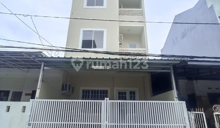 Murah!!! Jual Rumah Di Hybrida Kelapa Gading 3.5 Lantai 1