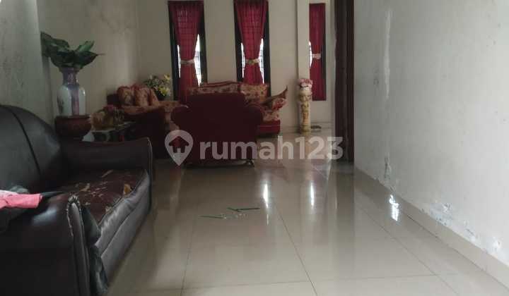 Quick Sale of Ready-to-Occupy House in Kemayoran 2