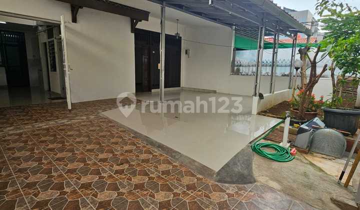 For Rent, Ready-to-Occupy House in Kayu Putih For Rent, Ready-to-Occupy House in Kayu Putih