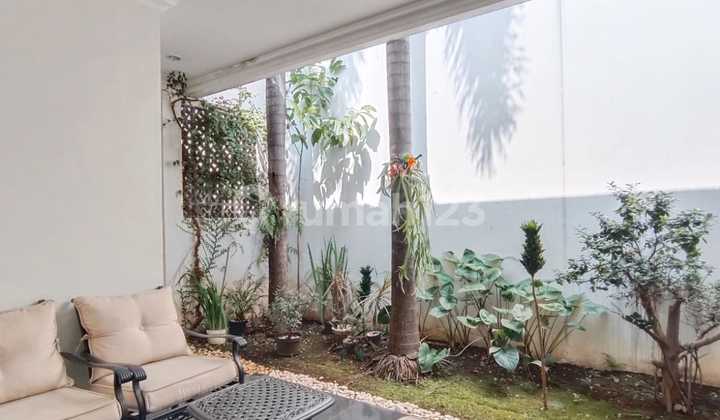 Sell Ready-to-Live Flood-Free House in Kelapa Gading 2