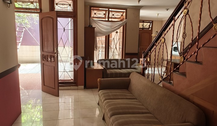 Rent a House in Meadow Green Cikarang