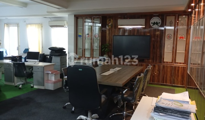 Price Drop for 3 Attached Shophouses with Office and Boarding Price Drop for 3 Attached Shophouses with Office and Boarding