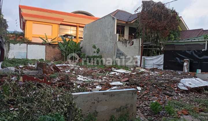 Selling Vacant Land in Jatinegara Kaum