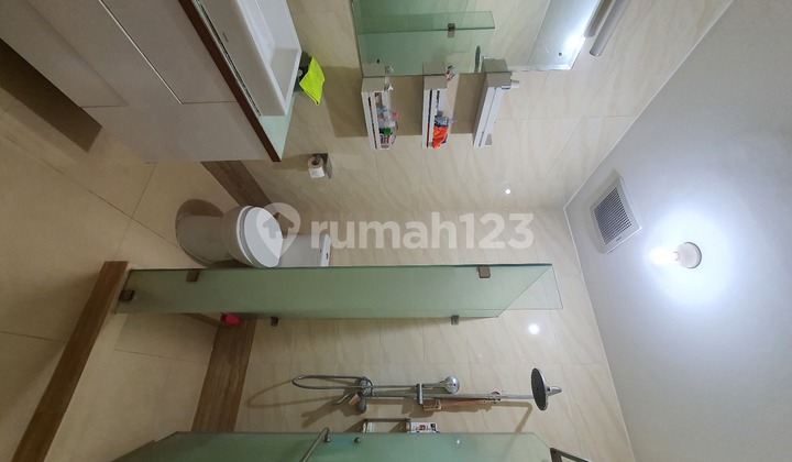 Sell Ready-to-Occupy House in Pelepak Elok Kelapa Gading 2