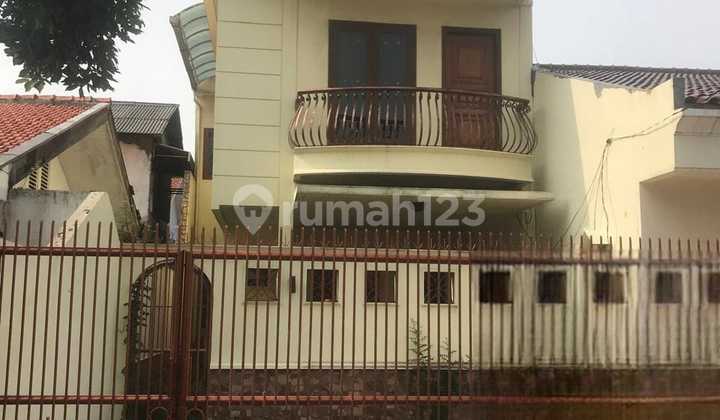 Dijual Rumah Siap Huni di Kemanggisan