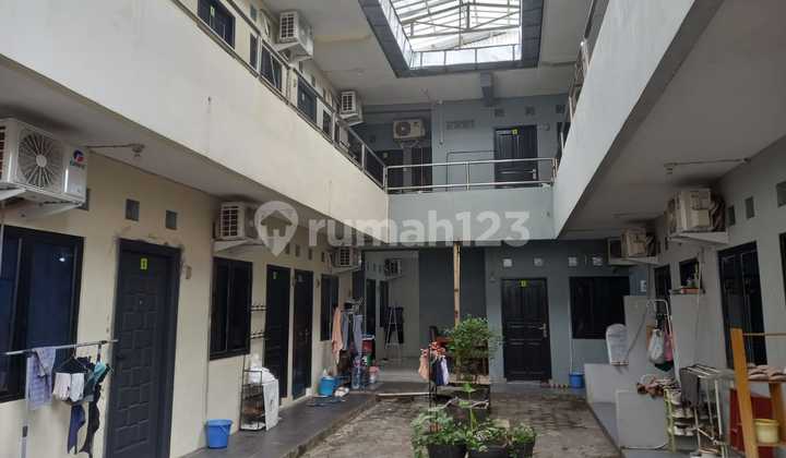Jual Komplek Kontrakan / Kost Di Palmerah Utara Jual Komplek Kontrakan / Kost Di Palmerah Utara