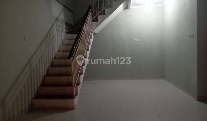 Rumah Disewaksn 35jt/th Di Dekst Summarecon Bekasi 2