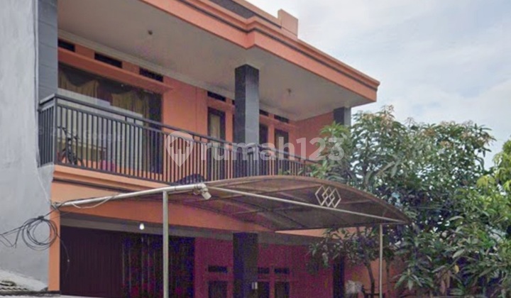 For Sale Roadside House in Bekasi Suitable for Business in Bekasi City 1