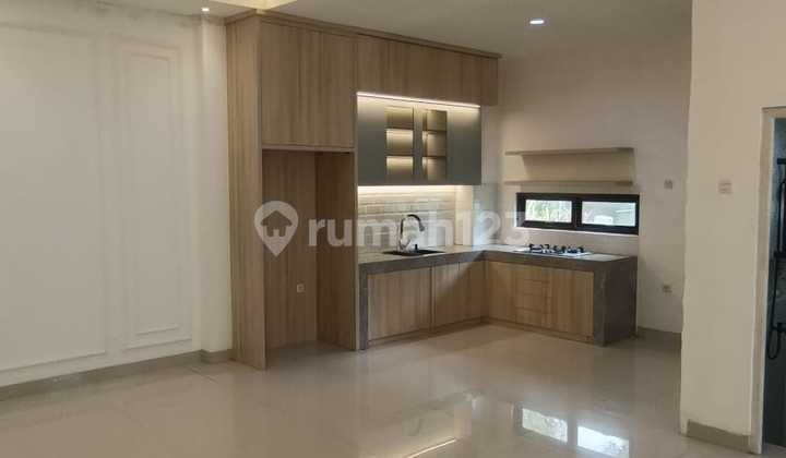 Aesthetic Ready-to-Live House, Strategically Located Hook in Its Cluster 2