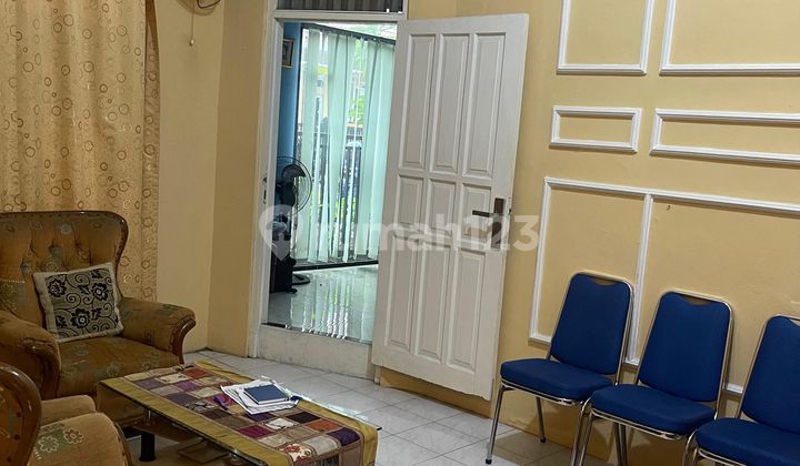 Rumah Dengan Taman Lantai 2 Di Perum Bukit Kencana 2