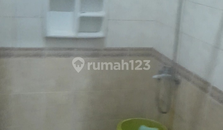 Disewakan Dekat Lrt Cikunir 1 Rumah 3 Kamar Tidur Di Dekat Lrt Bekasi  2