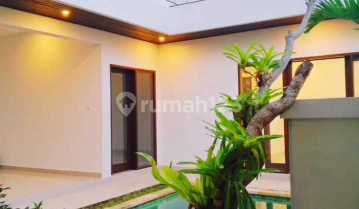 Brand New Villa In Berawa Canggu Is Waiting For You; Une Villa Neuve À Berawa Canggu Vous Attend; Brandneue Villa In Berawa Canggu Wartet Auf Sie; 位于 Berawa Canggu 的全新别墅恭候您的光临 Brand New Villa In Berawa Canggu Is Waiting For You; Une Villa Neuve À Berawa Canggu Vous Attend; Brandneue Villa In Berawa Canggu Wartet Auf Sie; 位于 Berawa Canggu 的全新别墅恭候您的光临