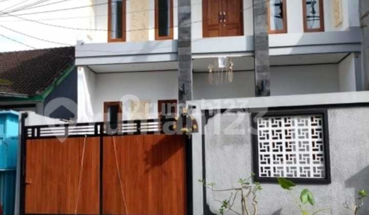 For Rent Bro, 2-Story House with 3 Bedrooms in West Denpasar, Close to Petitenget Beach For Rent Bro, 2-Story House with 3 Bedrooms in West Denpasar, Close to Petitenget Beach
