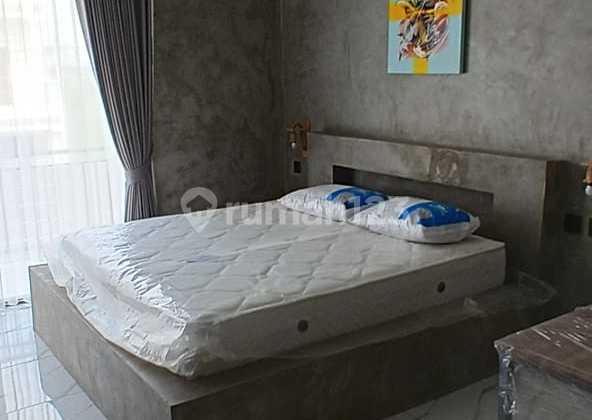 Sebuah Vila 2 Kamar Tidur yang Tenang di Tengah Sawah Kedungu