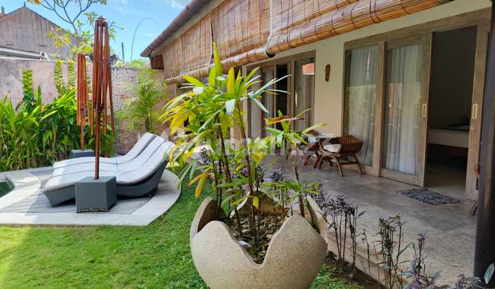 Hot Sale, 3 Bedroom Villa at Kerobokan Seminyak with Huge Land Area Suit For Long Investment, Retirement, Private Residences, and Lodgings 2