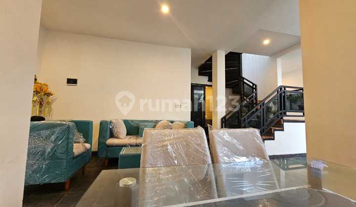For Sale Bro, Rumah 3 Kamar Tidur di Gatot Subroto Barat Denpasar Cocok Untuk Rumah Tinggal, Kantor, Akomodasi 2