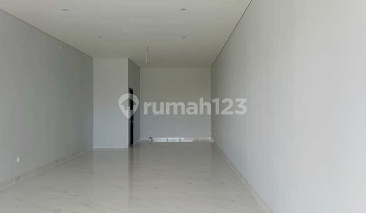 Premium Commercial Space in Kayuaya Seminyak Bali, Suitable for Boutique, Sandal Shop, Shoe Store, Bar and Restaurant, Café, Tattoo Studio 1